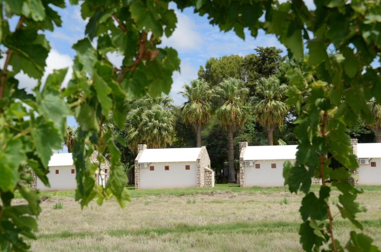 Kalahari Farmhouse Campsite Stampriet Екстериор снимка